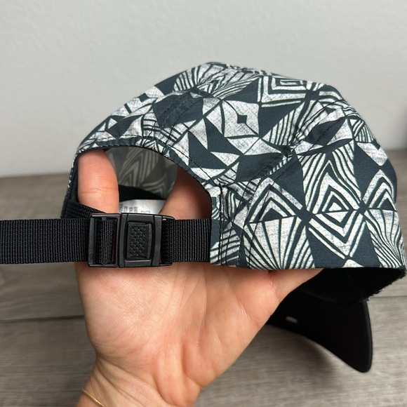 Billabong Black & White Camp Hat Cap - Picture 2 of 4